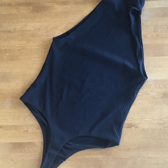 NWOT Victoria Secret VSX Bodysuit-Medium - Picture 6 of 7